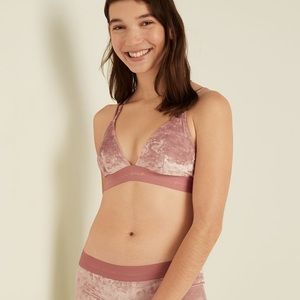 PINK XL pink velvet bralette